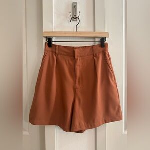 Abercrombie & Fitch High Waisted Tailored Shorts - Rust